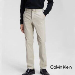 Calvin Klein Men's Straight Leg Taupe Chino Pants (33x32) Excellent Condition